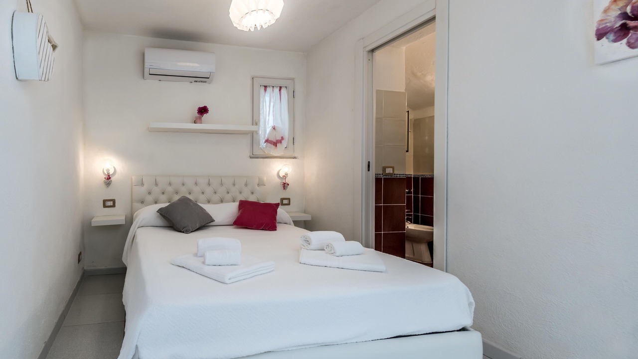 Photo of Bedroom in Ischia Porto