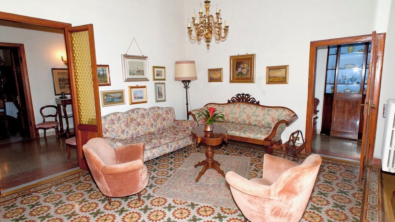 Photo of Livingroom in Siena Historical Center