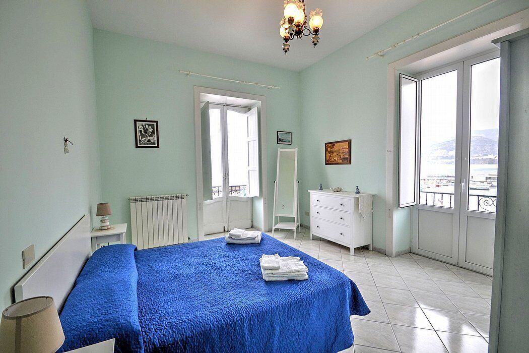 Photo of Bedroom in Sorrento City Centre