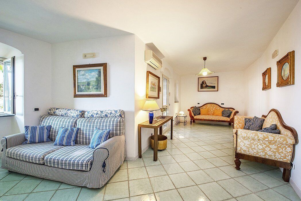 Photo of Livingroom in Furore