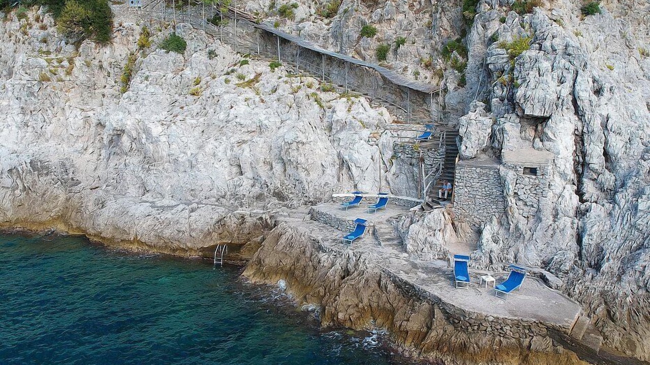 Photo of Others in Furore