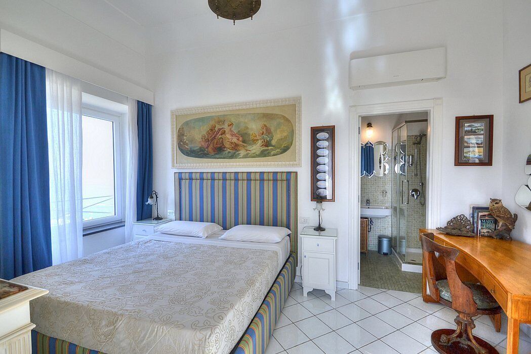 Photo of Bedroom in Capri