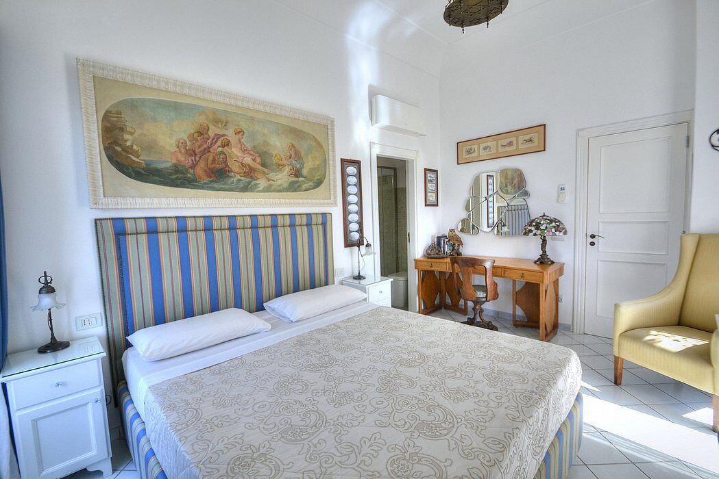 Photo of Bedroom in Capri