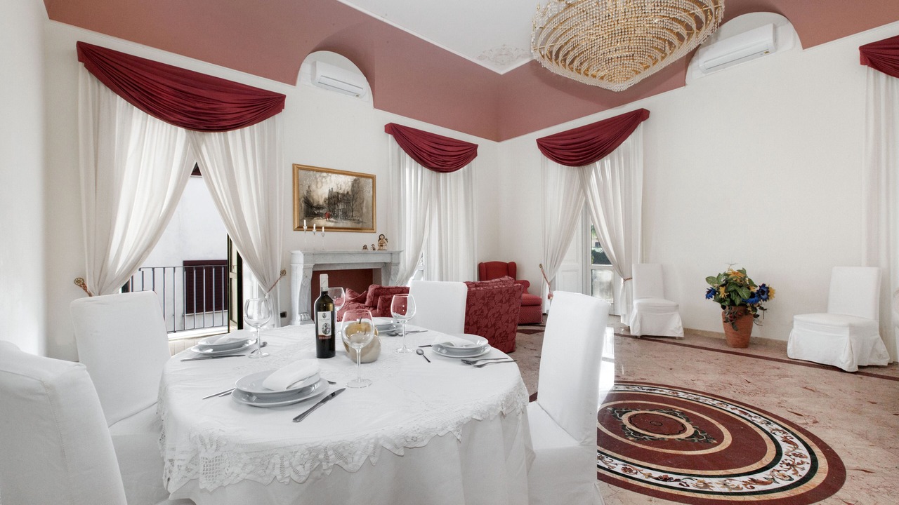 Photo of Livingroom in Sorrento City Centre