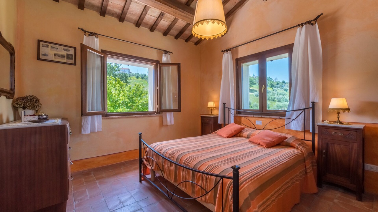 Photo of Bedroom in Montecarotto