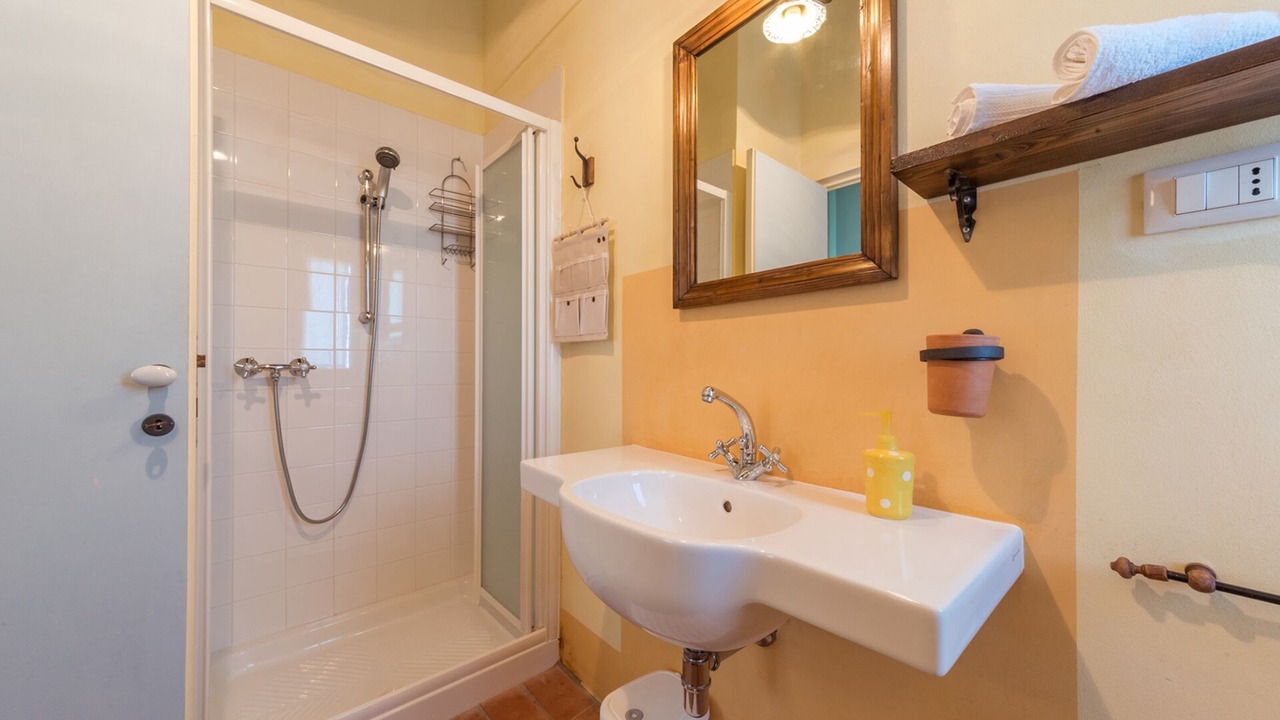 Photo of Bathroom in Montecarotto