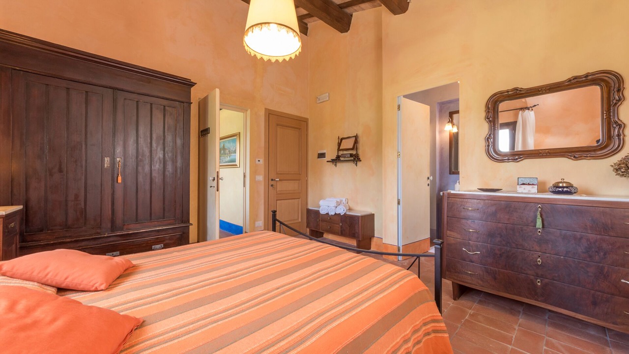 Photo of Bedroom in Montecarotto