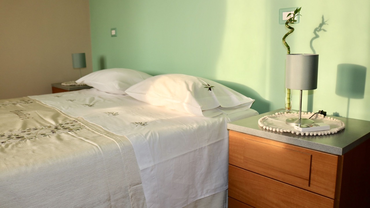 Photo of Bedroom in Meta