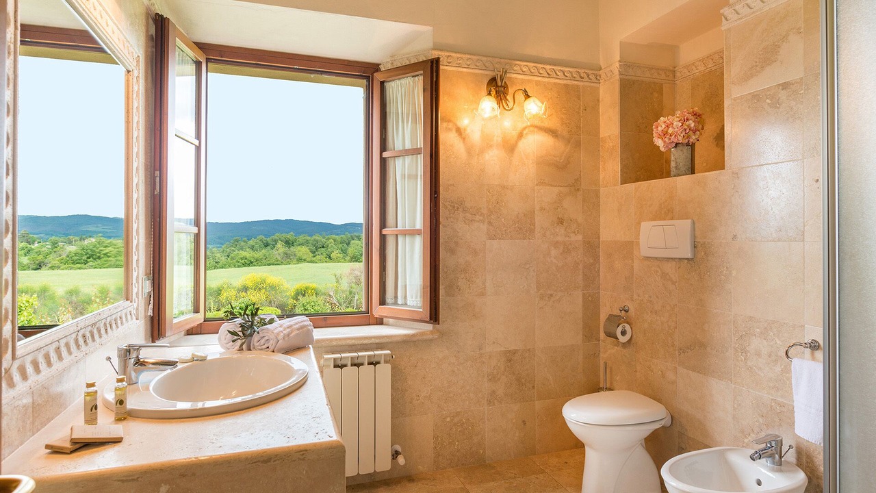 Photo of Bathroom in Torre A Castello
