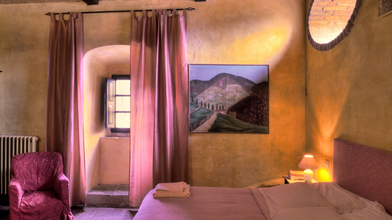 Photo of Bedroom in Arezzo