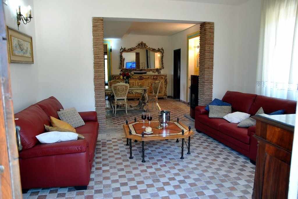 Photo of Livingroom in Itri