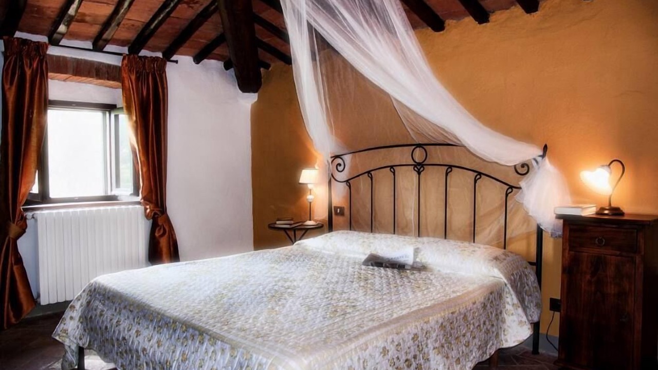 Photo of Bedroom in Greve in Chianti