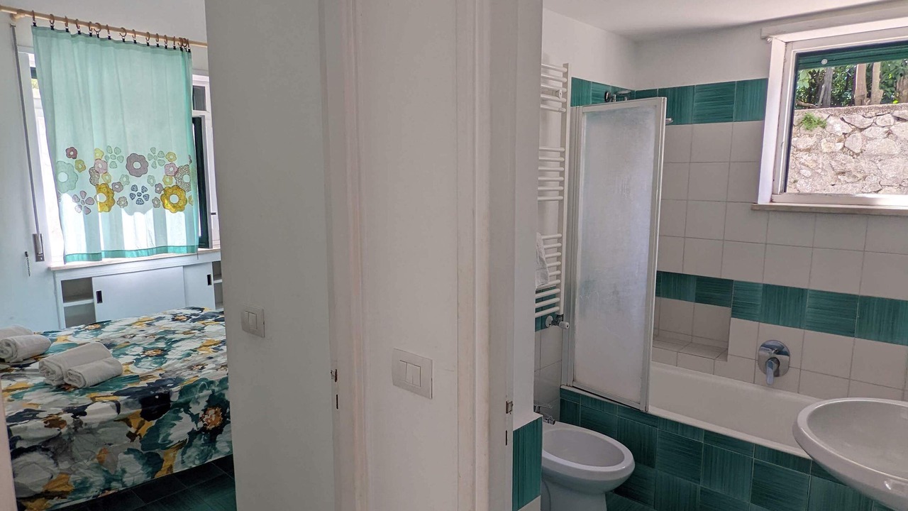Photo of Bathroom in Marina Grande