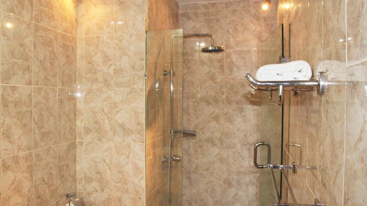Photo of Bathroom in Raya Kuta