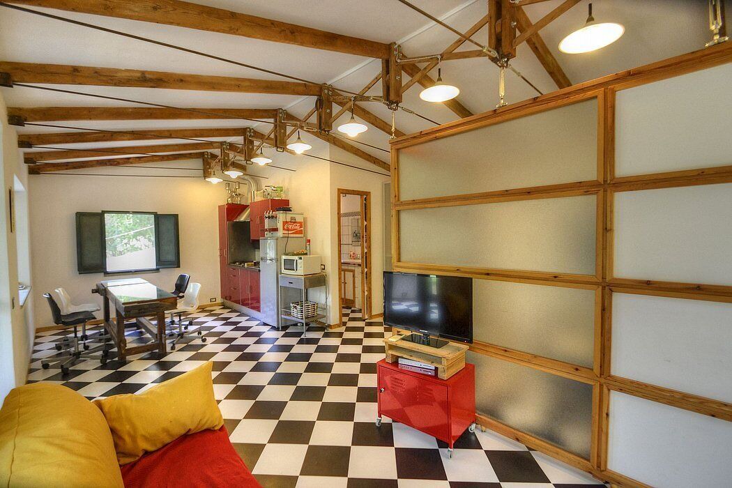 Photo of Livingroom in Meta