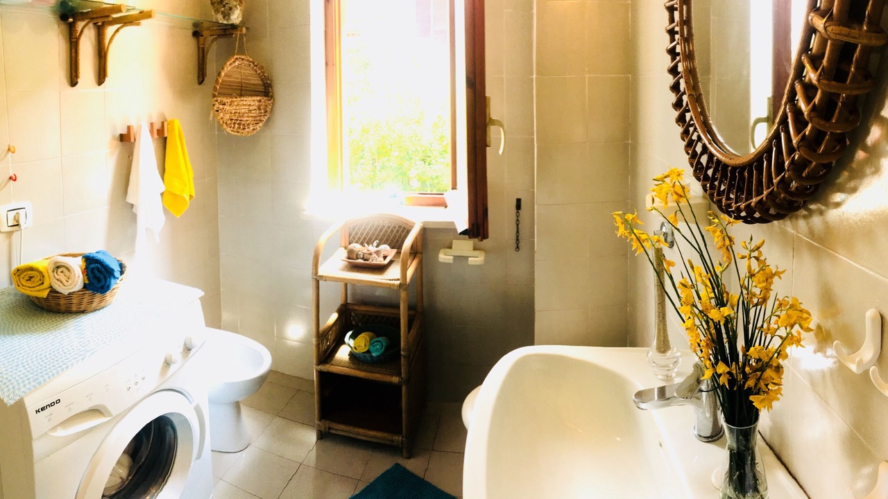 Photo of Bathroom in Scalea