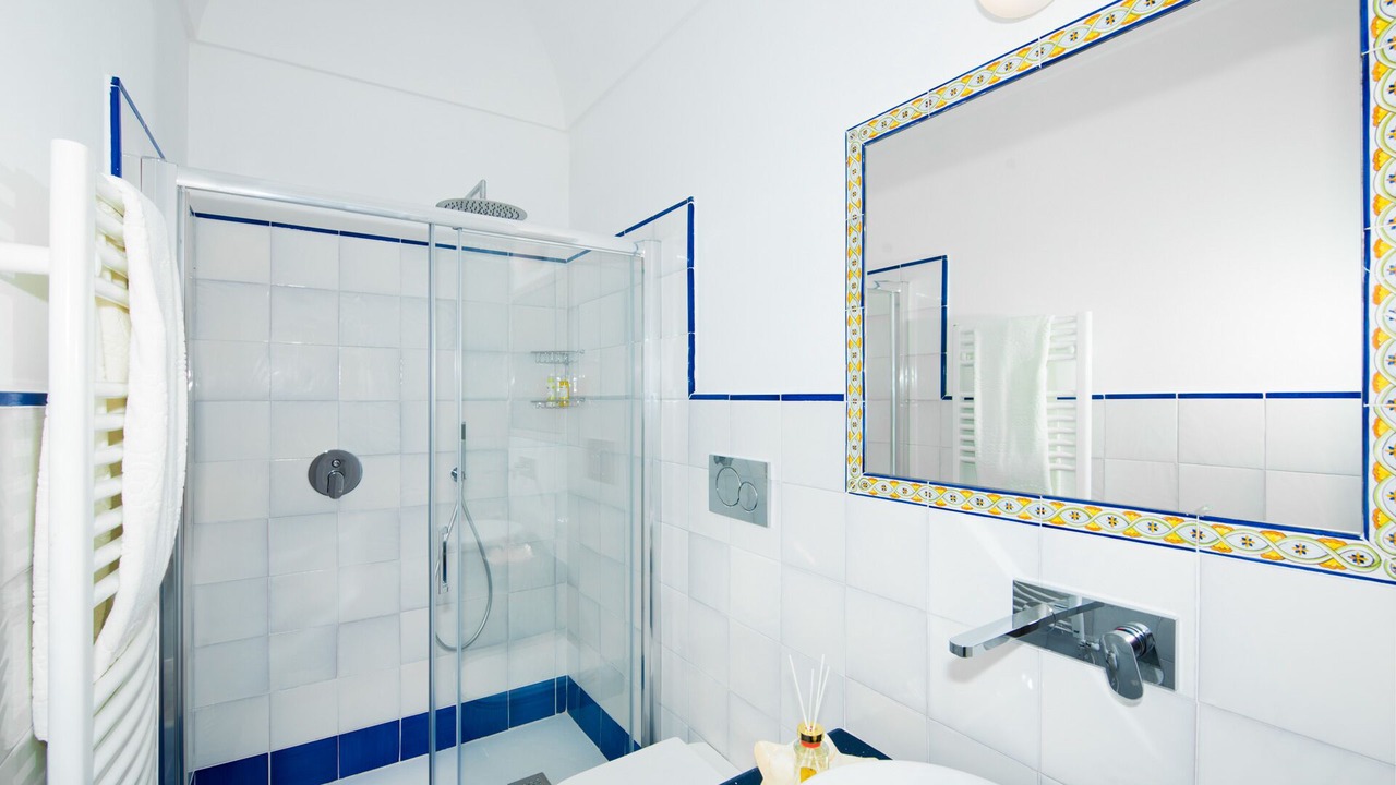 Photo of Bathroom in Laurito