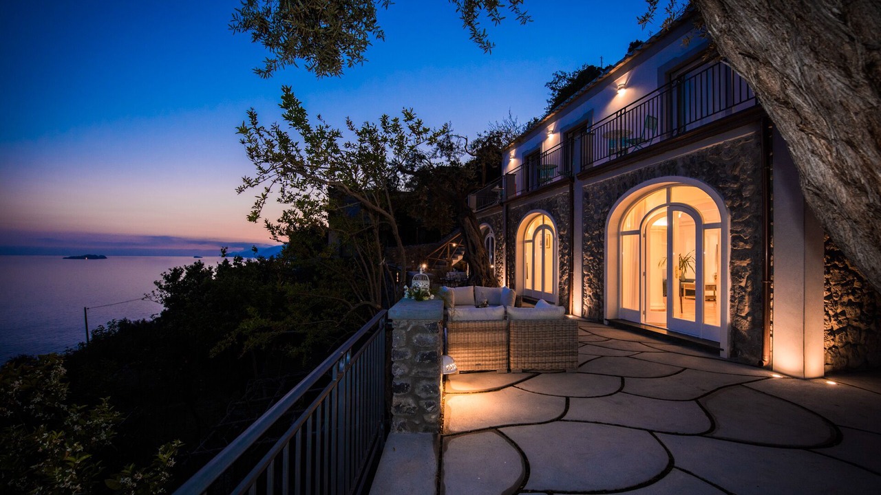 Photo of Patio Balcony in Laurito