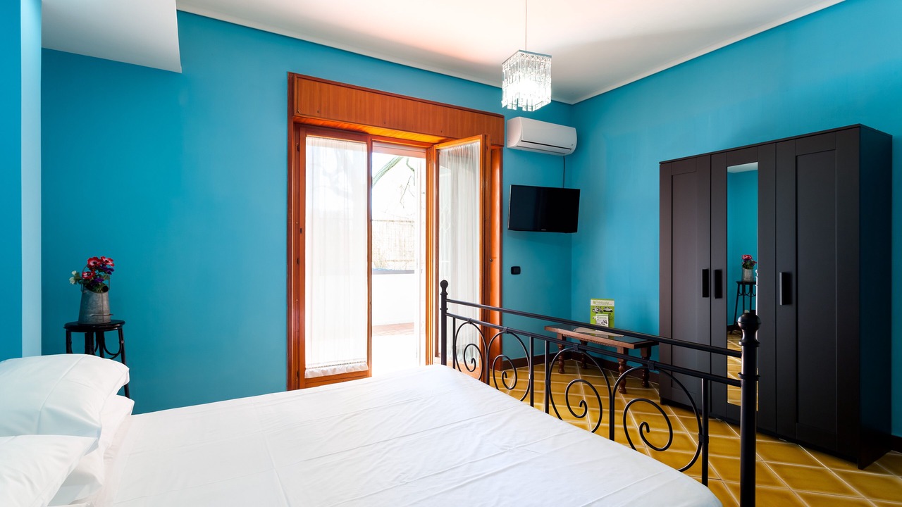 Photo of Bedroom in Sorrento Historic Centre