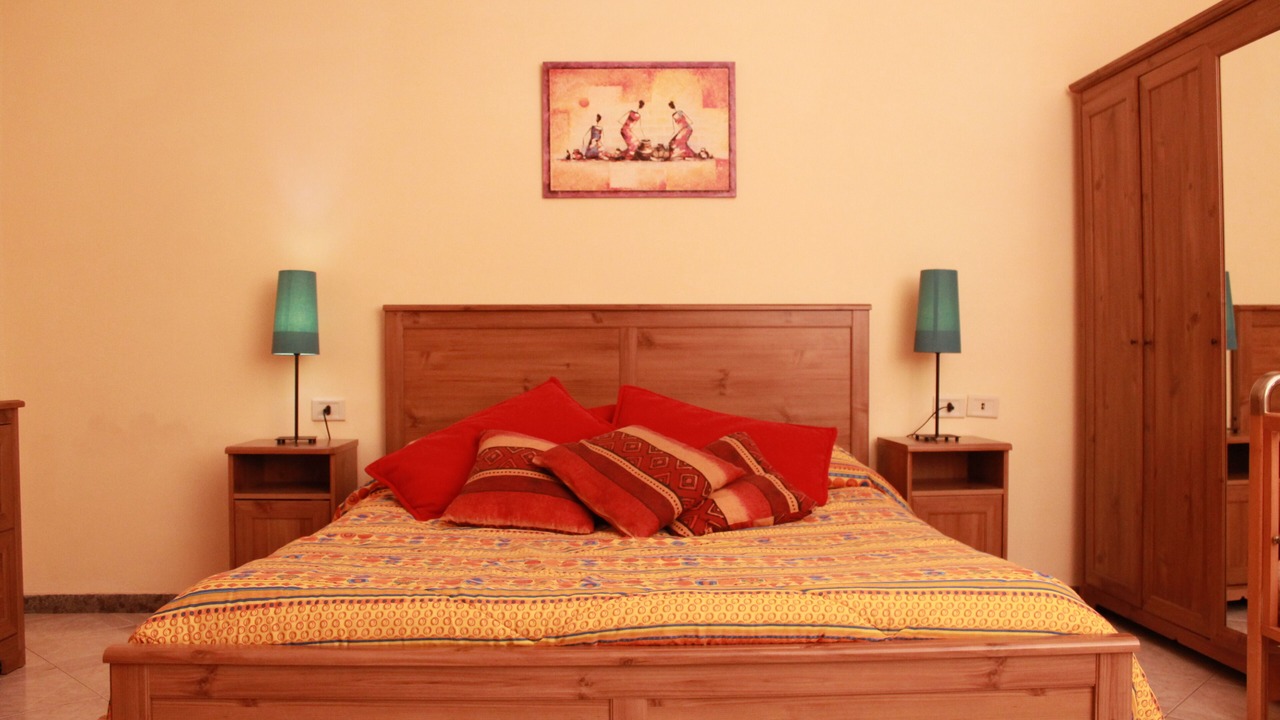 Photo of Bedroom in Naples City Centre
