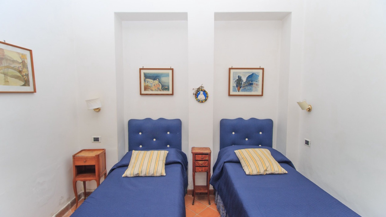 Photo of Bedroom in Capri