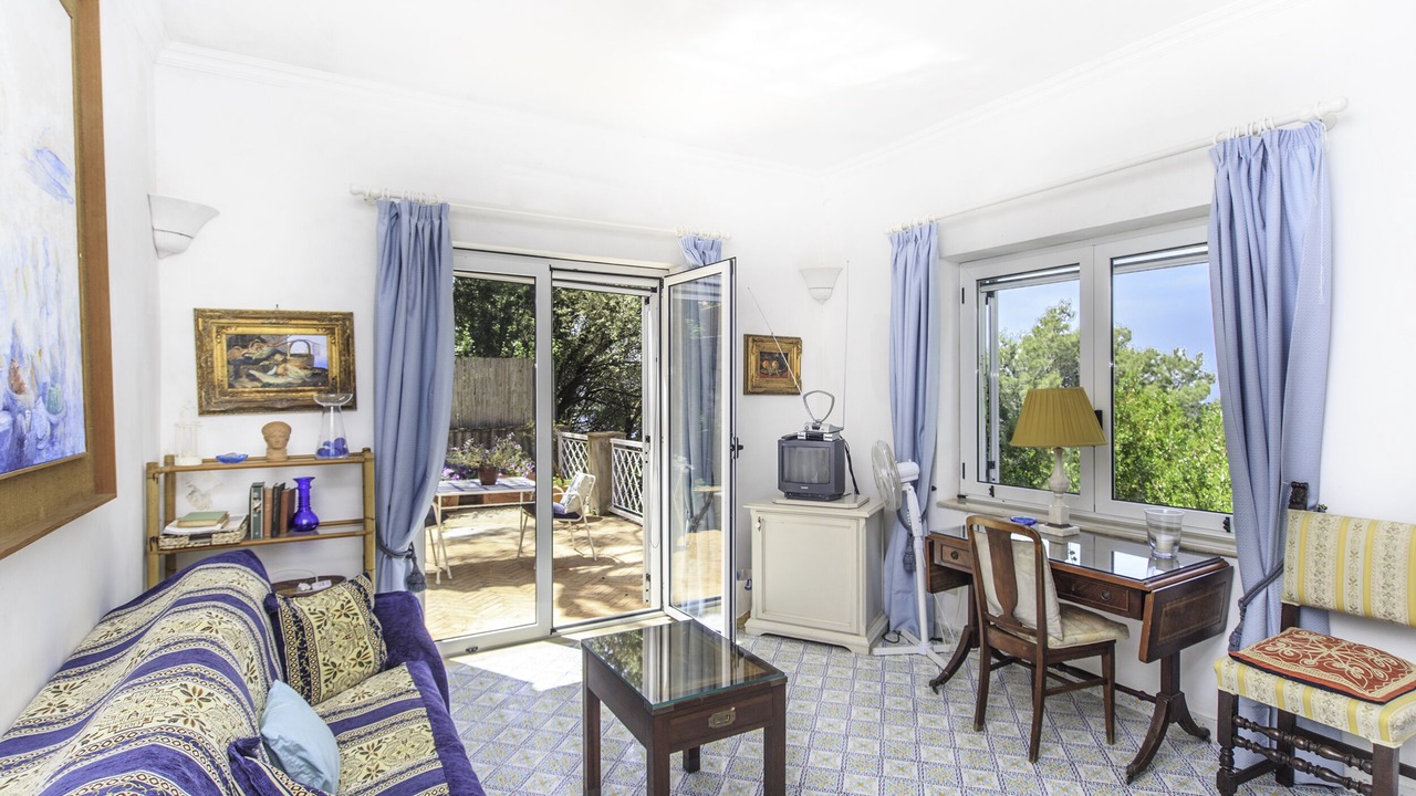 Photo of Livingroom in Capri