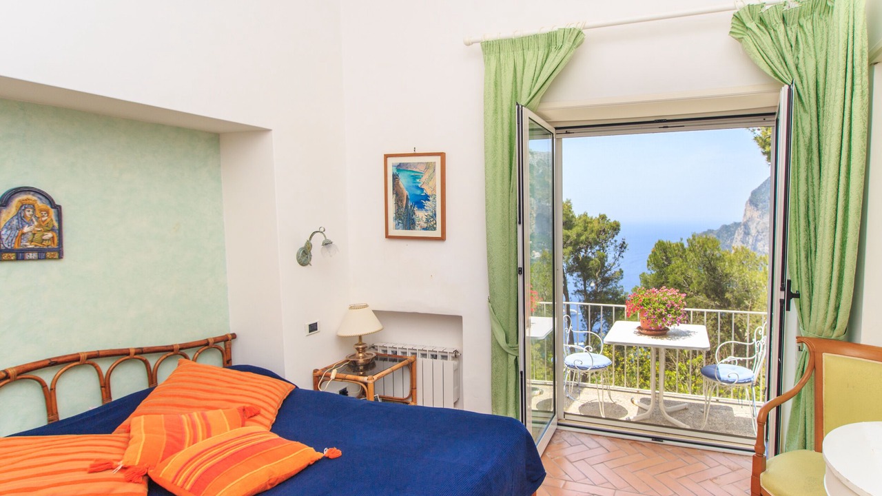 Photo of Bedroom in Capri