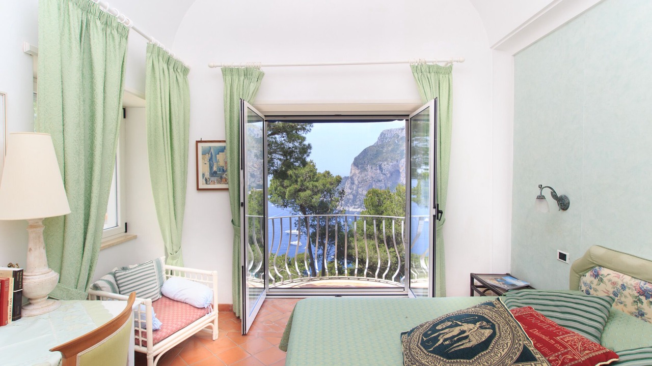 Photo of Bedroom in Capri