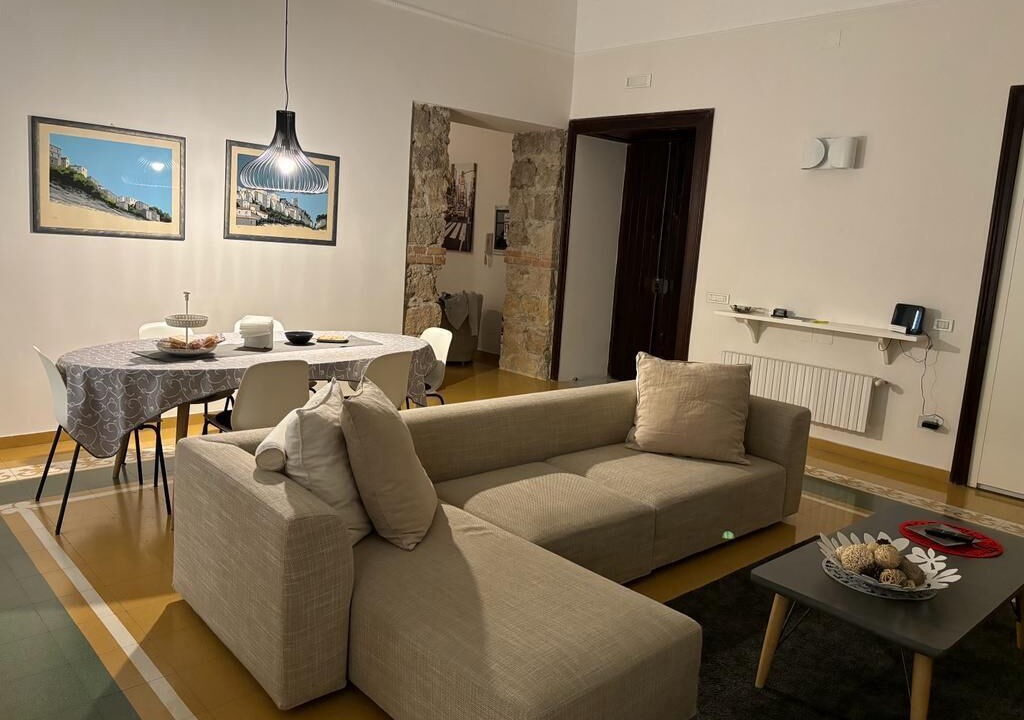 Photo of Livingroom in Historical Downtown Salerno