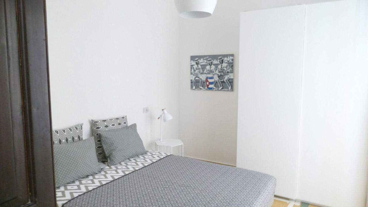 Photo of Bedroom in Historical Downtown Salerno