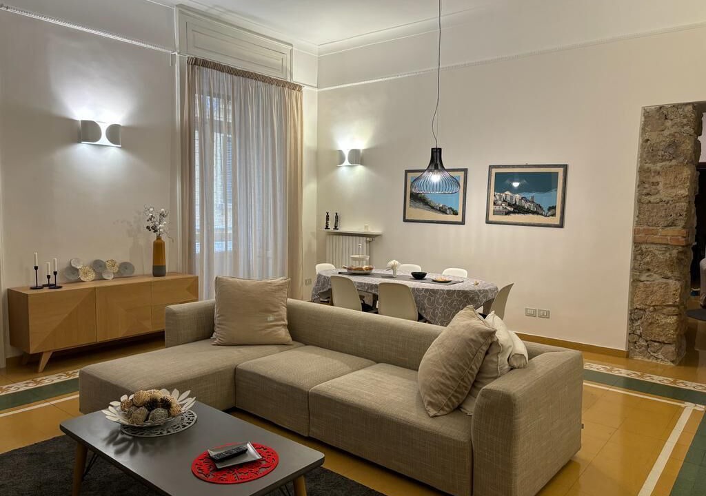 Photo of Livingroom in Historical Downtown Salerno