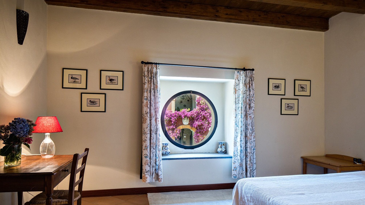 Photo of Bedroom in Nola