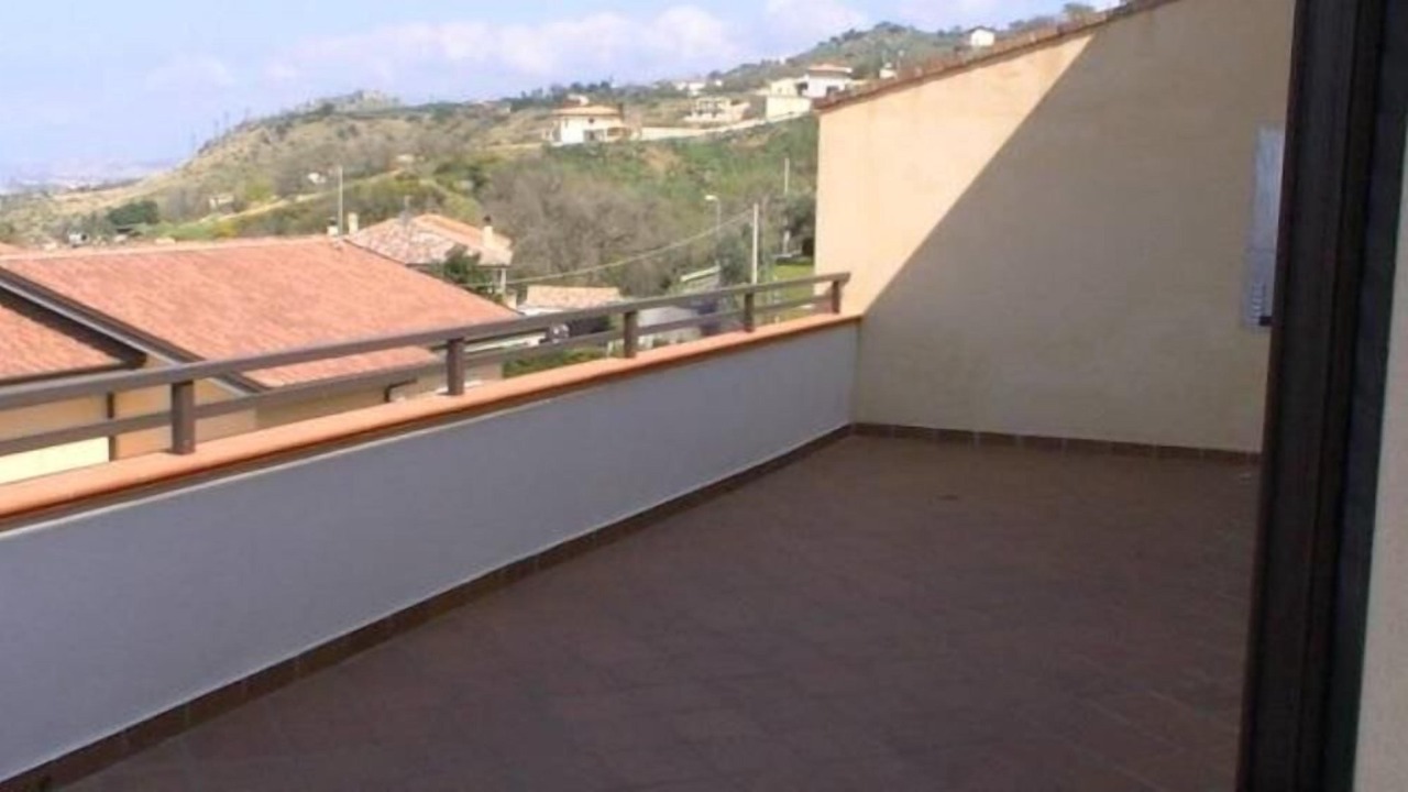Photo of Patio Balcony in Cucco-Riviere