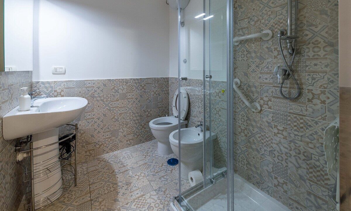 Photo of Bathroom in Sorrento Historic Centre