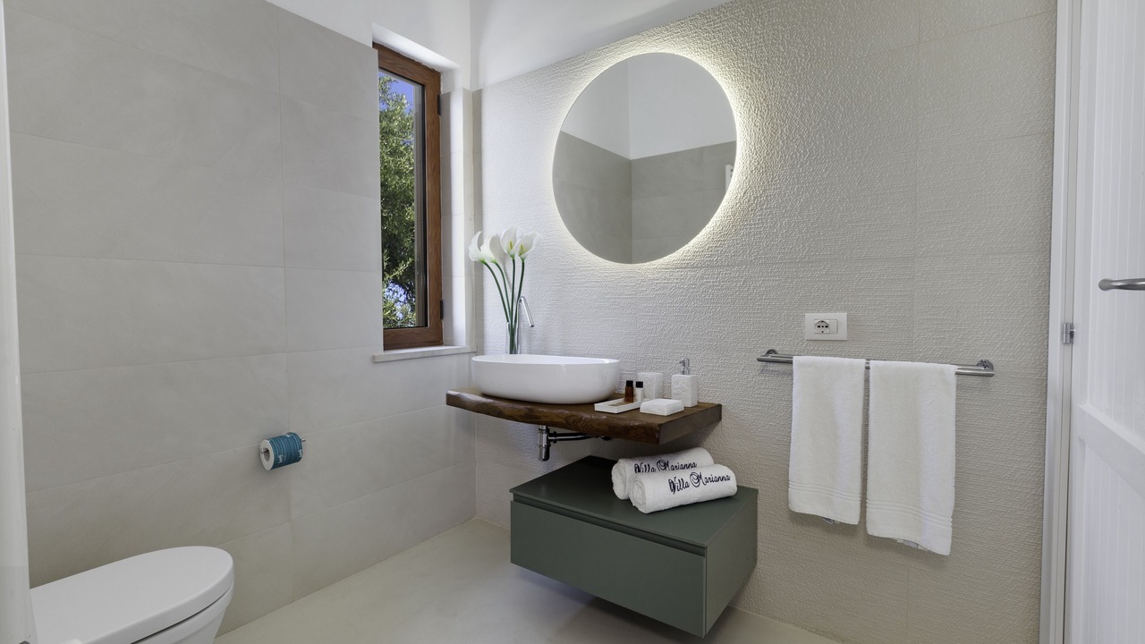 Photo of Bathroom in Sirenuse