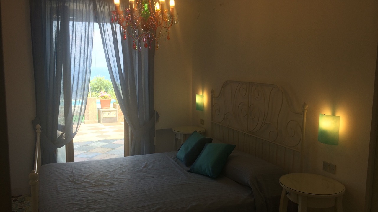 Photo of Bedroom in Capri