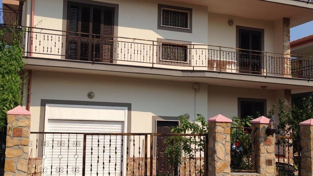Photo of Outdoor in Strongoli