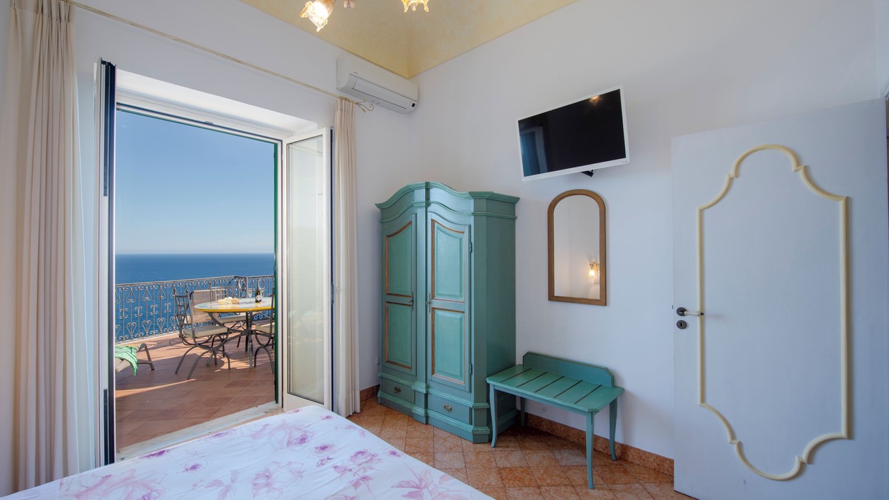 Photo of Bedroom in Praiano