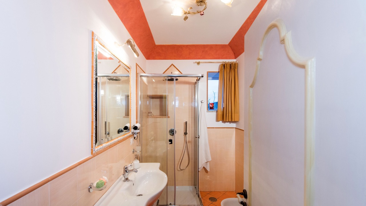 Photo of Bathroom in Praiano