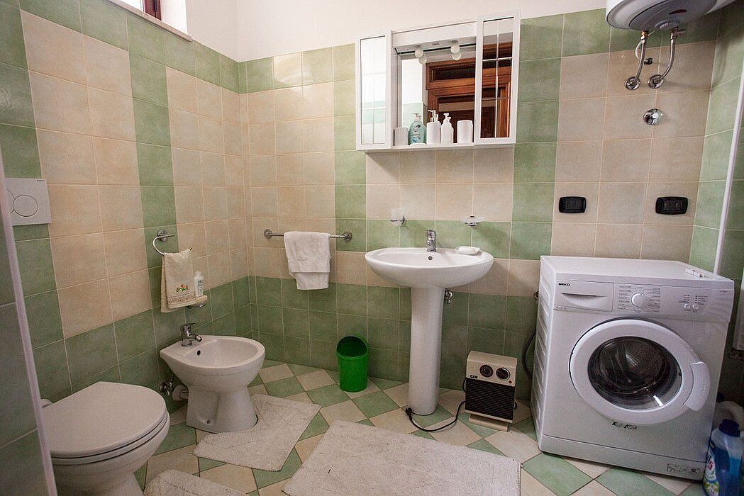 Photo of Bathroom in Locri