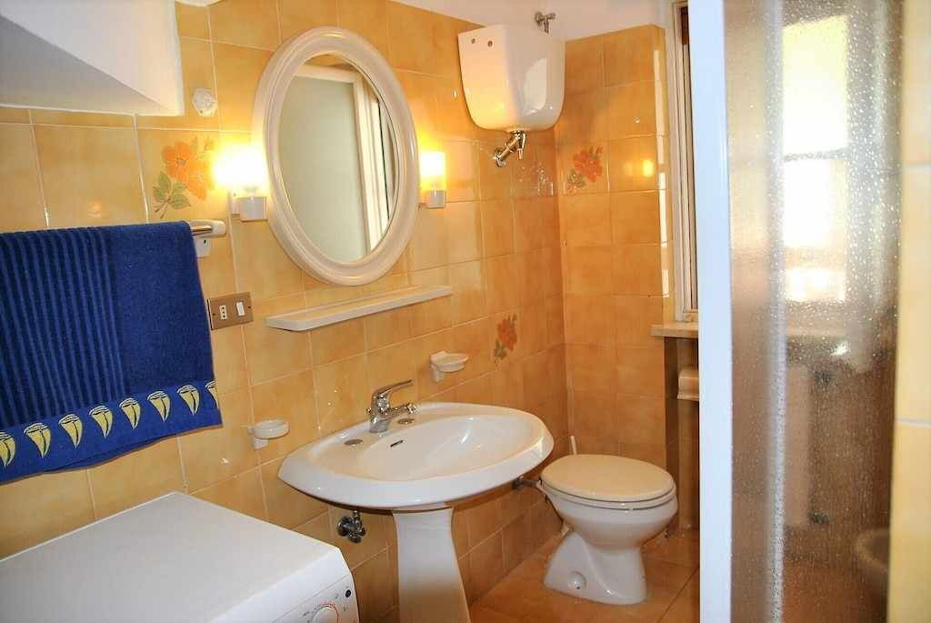 Photo of Bathroom in Sperlonga
