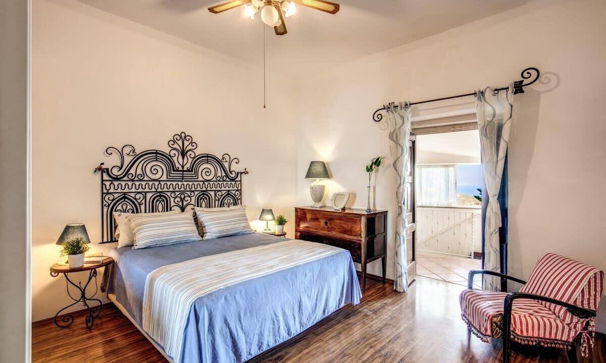 Photo of Bedroom in Sant'Agata sui Due Golfi