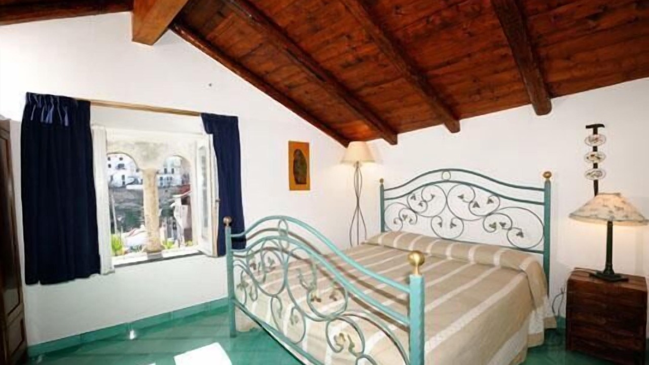 Photo of Bedroom in Scala
