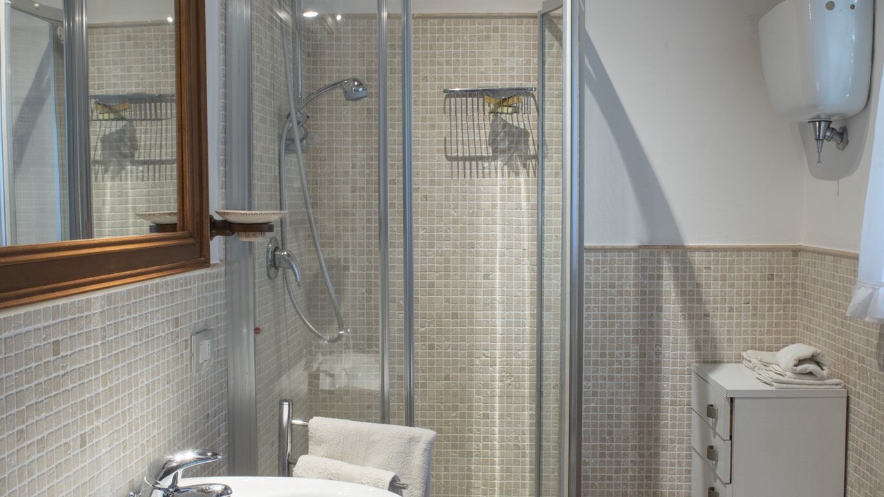 Photo of Bathroom in Passignano sul Trasimeno