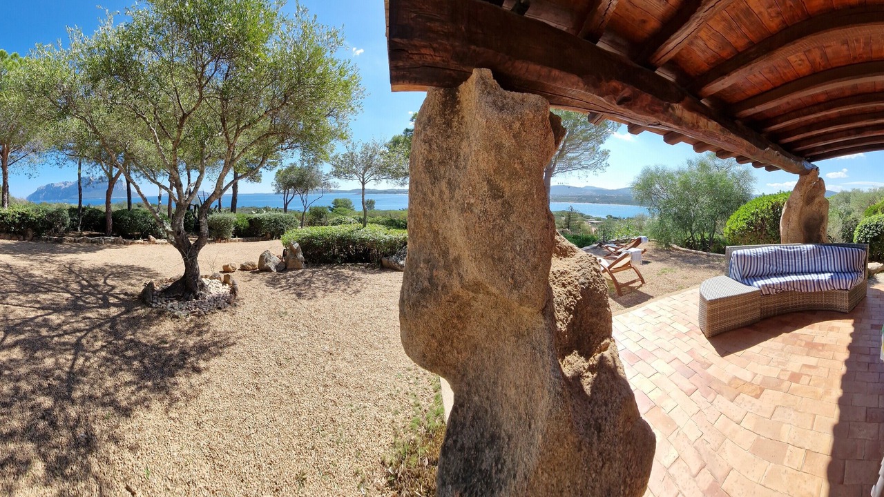Photo of Patio Balcony in Porto Istana
