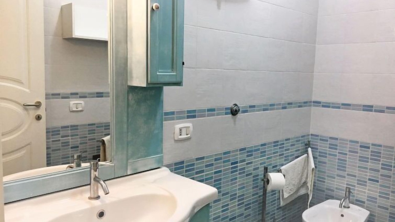 Photo of Bathroom in Forio