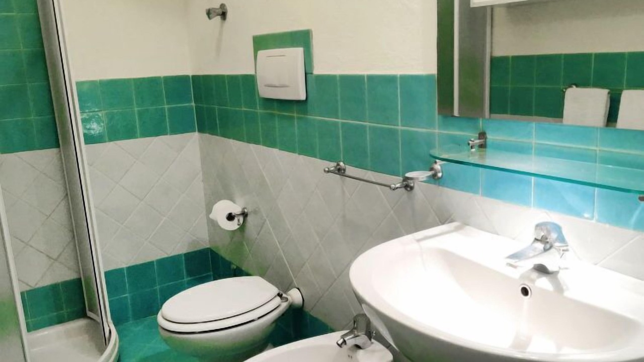 Photo of Bathroom in Forio