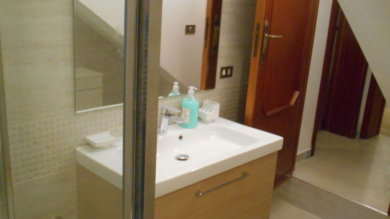 Photo of Bathroom in Catona