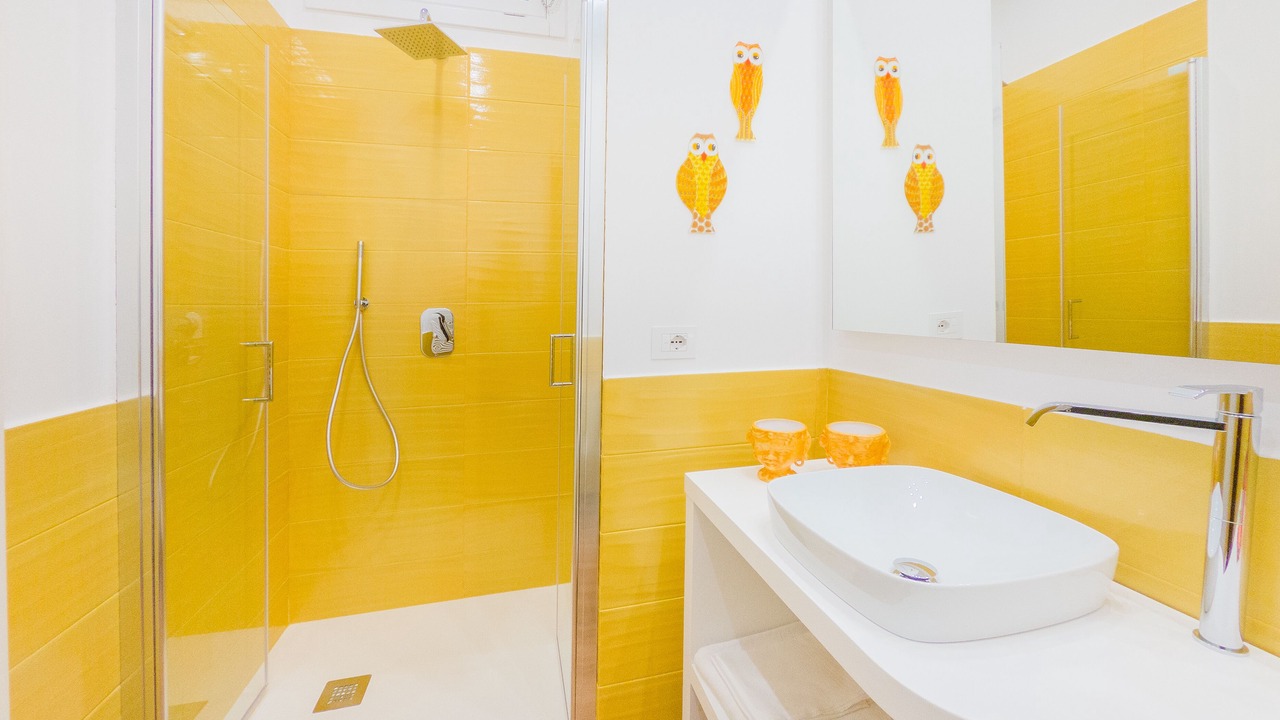 Photo of Bathroom in Sorrento City Centre