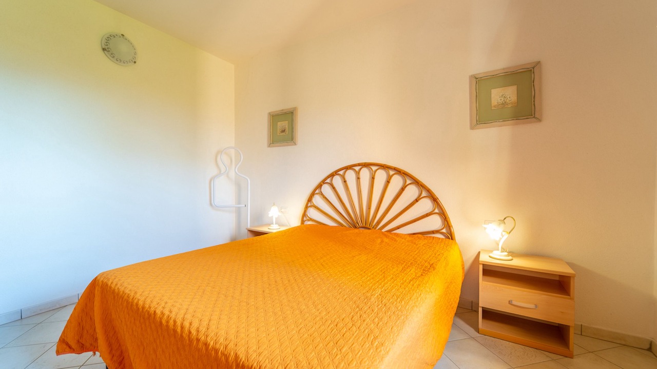 Photo of Bedroom in Case Peschiera-Lu Fraili